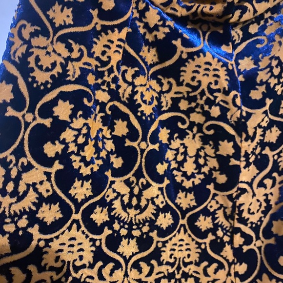 Missguided Velvet Playsuit - Picture 4 of 6